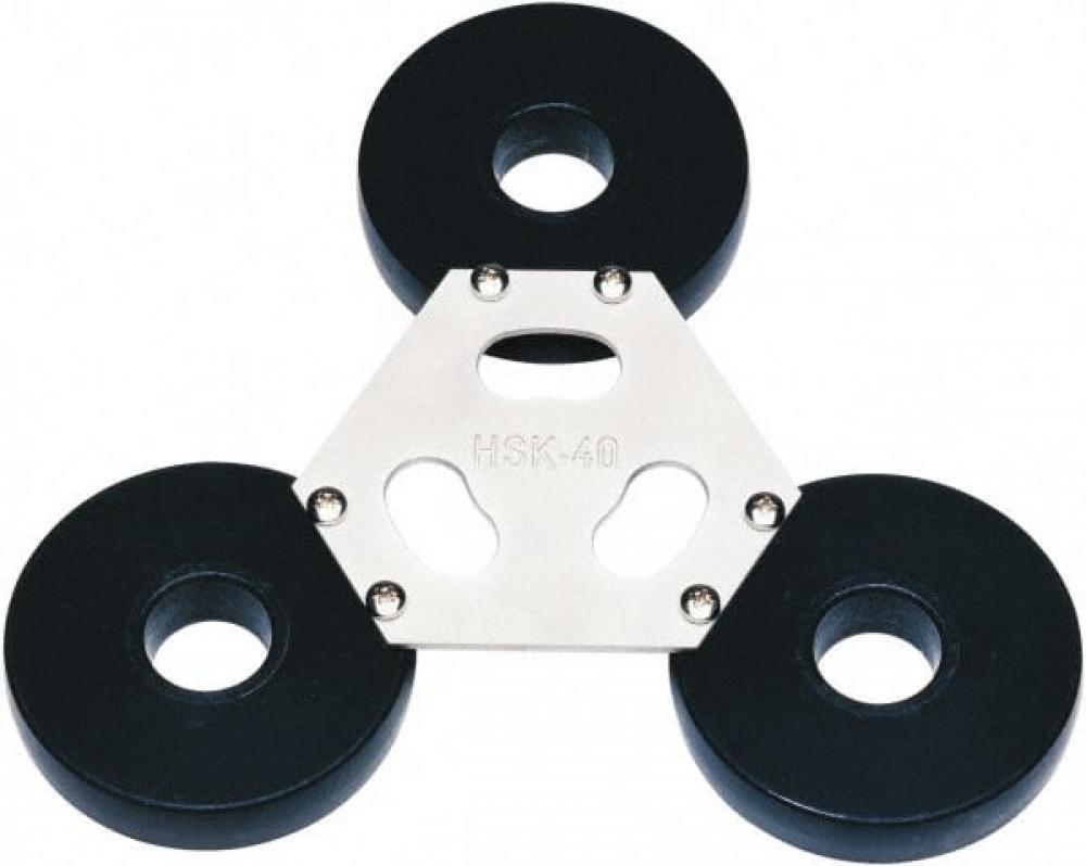 Chuck support for rotary table