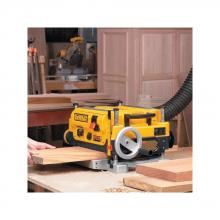 Dewalt DW735X - DEWALT 13 in. Three Knife, Two Speed Thickness Planer